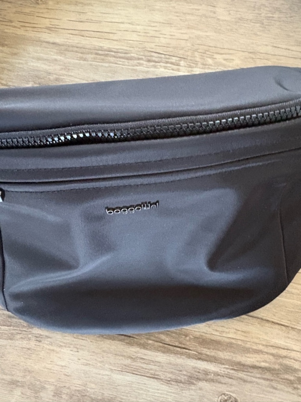 BAGGALLINI NEW WO TAGS STANTON CROSSBODY SLING - Picture 3 of 6